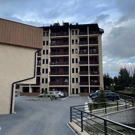 - Planinski Raj Apartmán